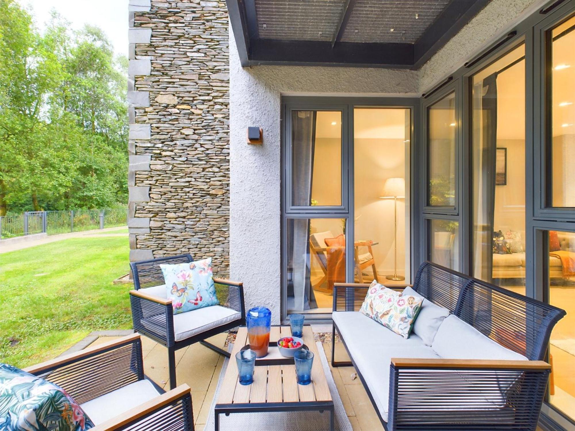 Wild Roses Serviced Apartments - Lake District Backbarrow 外观 照片